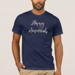 Camiseta Elegante Faux Silver Cinza Script Happy Hanukkah<br><div class="desc">Camisa de Cinza Faux Silver Script Feliz e Elegante da festa Hanukkah</div>