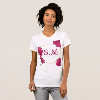 Camiseta Elegante Floral Rosa com Círculo Dourado