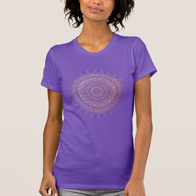 Camiseta Elegante Rosa Dourado Floral Henna Mandala (Frente)