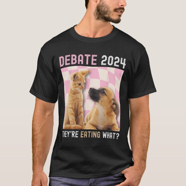 Camiseta Eleições 2024 Pets Dog Cat que estão comendo W (Frente)