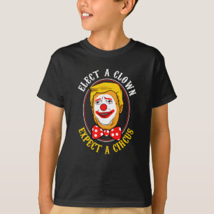 Camiseta Eleja um palhaço esperam um presente do circo