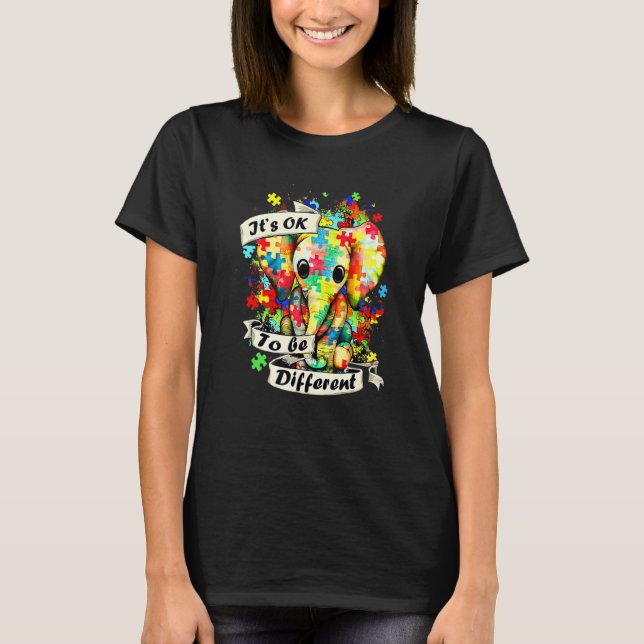 Camiseta Elephant It's Ok To Be Different Autism Mom For Au (Frente)