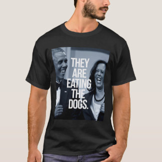 Camiseta Eles Estão Comendo Os Cães.
