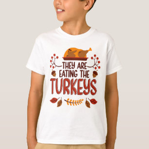 Camiseta Eles Estão Comendo os Perus