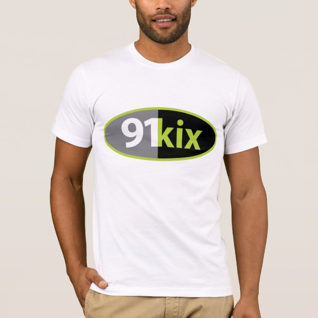 Camiseta Eles Luvin MEU grupo (Frente)