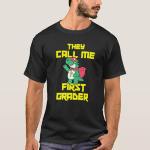 Camiseta Eles Me Chamam de Aluno da Primeira Série da Escol