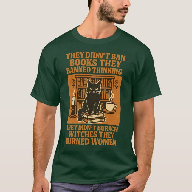 Camiseta Eles não baniram livros que baniram o pensamento (Frente)