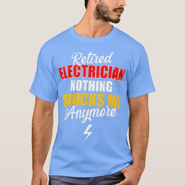Camiseta Elétrico Aposentado Choca Reforma Engraçada (Frente)