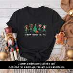 Camiseta Elf de Natal Personalizado Com Rosto Engraçado<br><div class="desc">Entre no espírito festivo com nossa Família e Amigos Personalizados Rostos de Elf Correspondendo T-shirts para o Natal! Personalize a camiseta com adoráveis designs de elfo e adicione os rostos de sua família para torná-la exclusivamente sua. Esta camisa é perfeita para fotos da família ou para reuniões de férias. Ideal...</div>