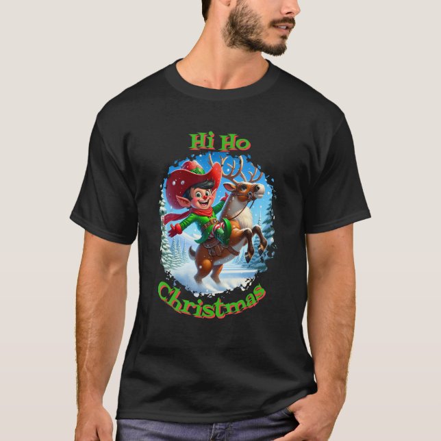 Camiseta Elfo do Natal Montando um Renas ao Estilo Caubói D (Frente)