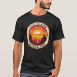 Camiseta Elk Island National Park Canada Circle Vintage<br><div class="desc">Design de vetor do Parque Nacional de Elk Island. O parque desempenha um papel importante na conservação do bisão das planícies.</div>