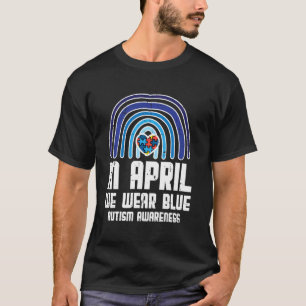 Camiseta Em Abril Nós Usamos Coração de Arco-Íris Azul Cons