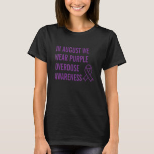 Camiseta Em agosto, Vestimos o Mês de Sensibilização para a