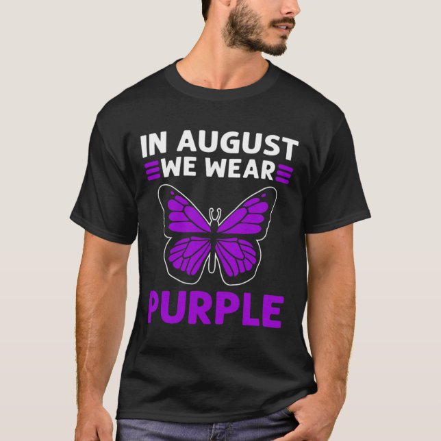 Camiseta Em agosto Vestimos Roxo. Sensibilização para a sob (Frente)