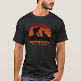 Camiseta Em algum lugar com meus homens malinois fora