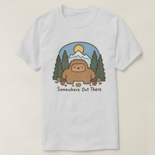 Camiseta Em Algum Lugar Lá Fora Kawaii Pé Grande Montanha