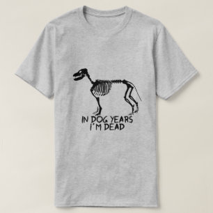 Camiseta em anos do cão