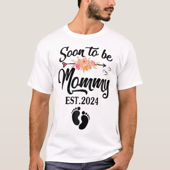 Camiseta Em Breve Ser Mamãe 2024 Dia de as mães Primeira Ve (Frente)