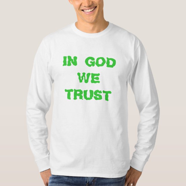 CAMISETA EM DEUS, CONFIAMOS (Frente)