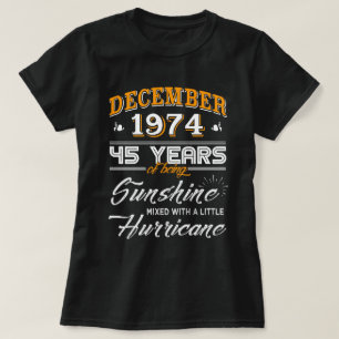 Camiseta Em dezembro de 1974 presentes do aniversário da