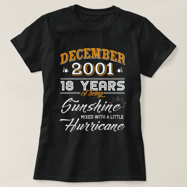 Camiseta Em dezembro de 2001 presentes do aniversário da (Frente do Design)
