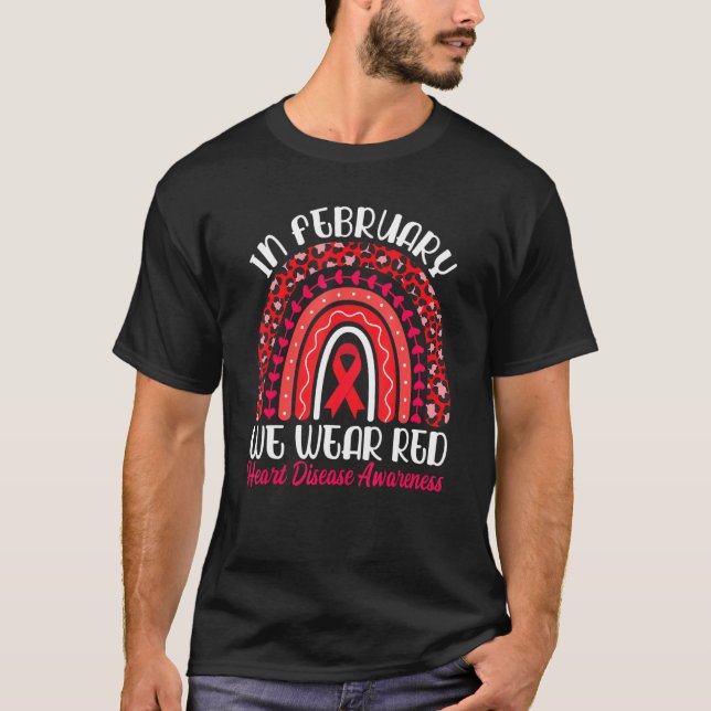 Camiseta Em fevereiro, Vestimos a Doença do Coração Vermelh (Frente)