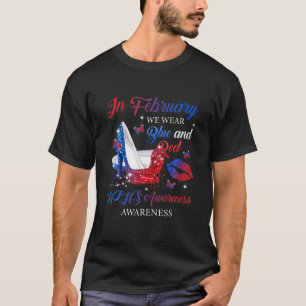 Camiseta Em fevereiro, Vestimos Calçados de salto alto ver