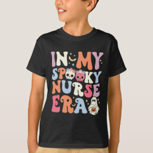 Camiseta Em Minha Enfermeira Spooky Era Halloween Groovy Wi