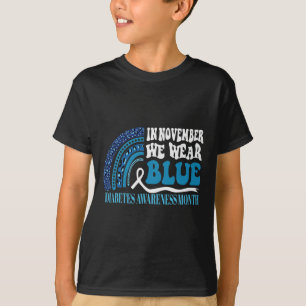 Camiseta Em novembro, Vestimos Awarenes Azuis no Arco-Íris