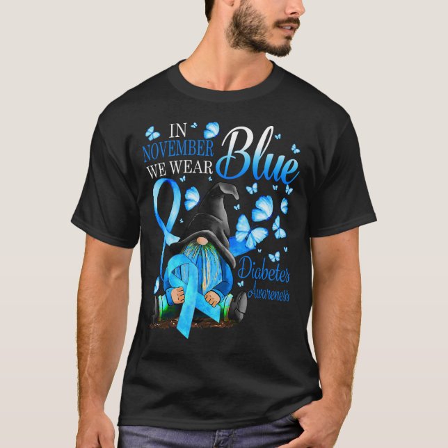 Camiseta Em novembro, Vestimos os gnomos da consciência sob (Frente)