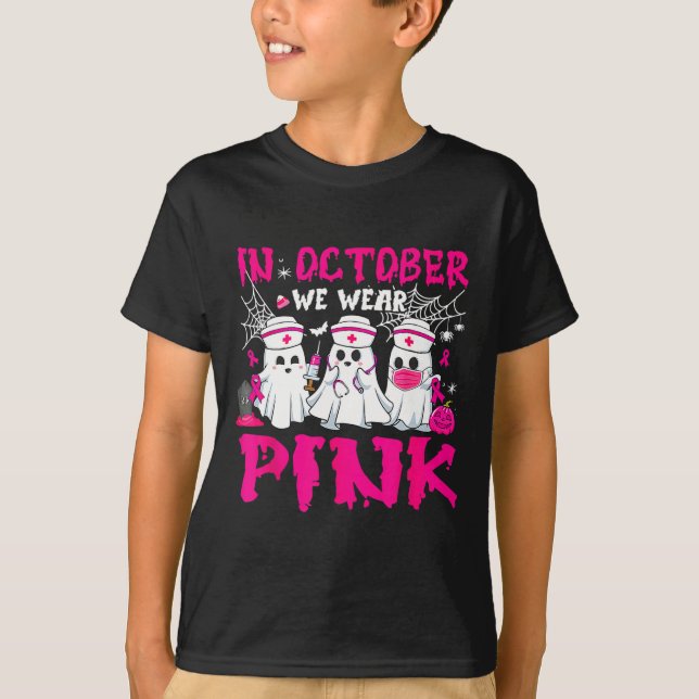 Camiseta Em outubro Vestimos Enfermeira Rosa Ghost Hallowee (Frente)