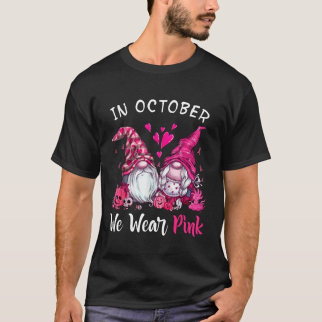 Camiseta Em outubro, Vestimos Gnomo Rosa Rosa Gnomo Pumpkin (Frente)