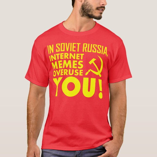 CAMISETA EM RÚSSIA SOVIÉTICA, USO EXCESSIVO DO INTERNET (Frente)