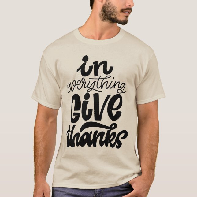 Camiseta Em tudo, dá Obrigados (Frente)