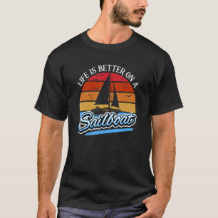 Camiseta Em um capitão de veleiro marinheiro comandante mar
