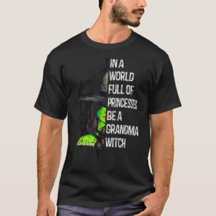 Camiseta Em Um Cheio Mundial De Princesas Seja Uma Vovó Bru