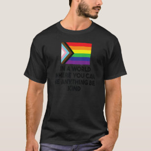 Camiseta Em Um Mundo Onde Você Avança Palavra Orgulho gay D
