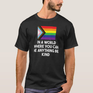 Camiseta Em Um Mundo Onde Você Avança Palavra Orgulho gay D