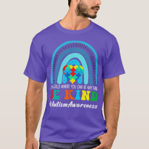 CAMISETA EM UM MUNDO ONDE VOCÊ PODE SER QUALQUER COISA SER