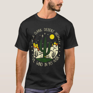 Camiseta Em Uma Estrada Do Deserto Escuro Vento Legal Em Mi