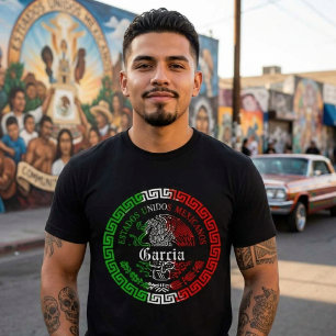 Camiseta Emblema México Sobrenome Garcia