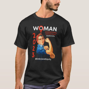 Camiseta Embrace Equity International Women's Day 2023