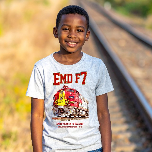 Camiseta EMD F7 Santa Fe Warbonnet Diesel Locomotive. (EMD F7 Santa Fe Warbonnet Diesel Locomotive. Boy Basic T-Shirt)