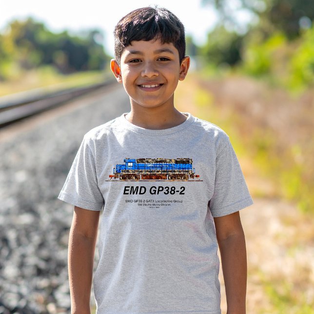 Camiseta EMD GP38-2 Locomotive diesel azul e branco GATX (EMD GP38-2 Diesel Locomotive GATX blue and white. Boy Basic T-Shirt)