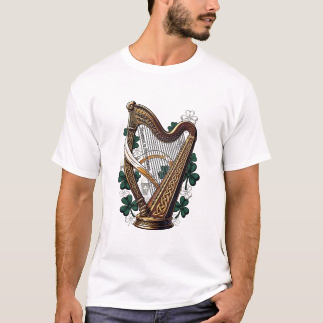 Camiseta Emerald Harp Shenanigans T-Shirt  (Frente)