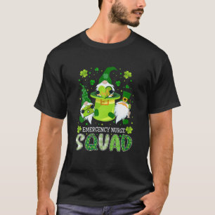 Camiseta Emergency Nurse Squad Nursing St Patrick Day Gnome