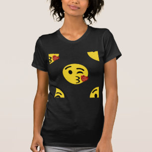 Camiseta emoji de beijo brilhante