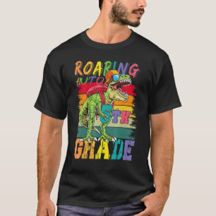 Camiseta Encaminhando Para A Mochila De Dinossauro De Grau