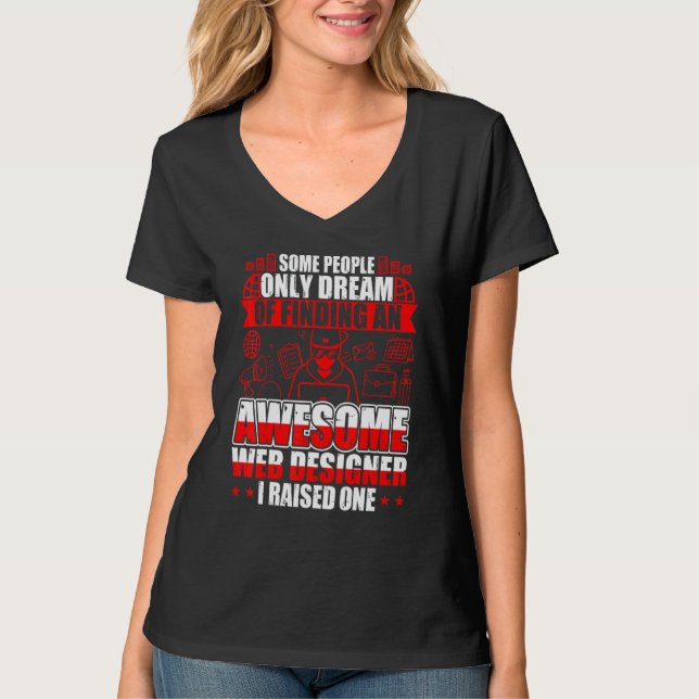 Camiseta Encontrando Um Web Designer Incrível (Frente)