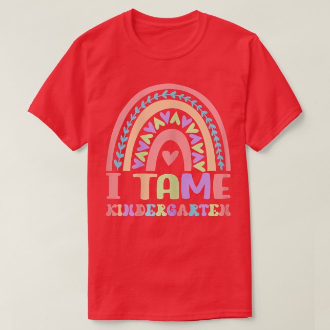 Camiseta End Of The Year Kindergarten Teacher  (Frente do Design)